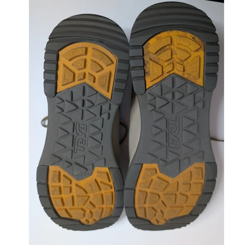 Teva Women's Gateway Low hiking trail‎ sneakers sesame retro beige size 9US 40EU